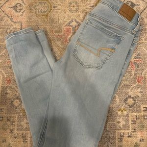 American eagle skinny jeans size 2s